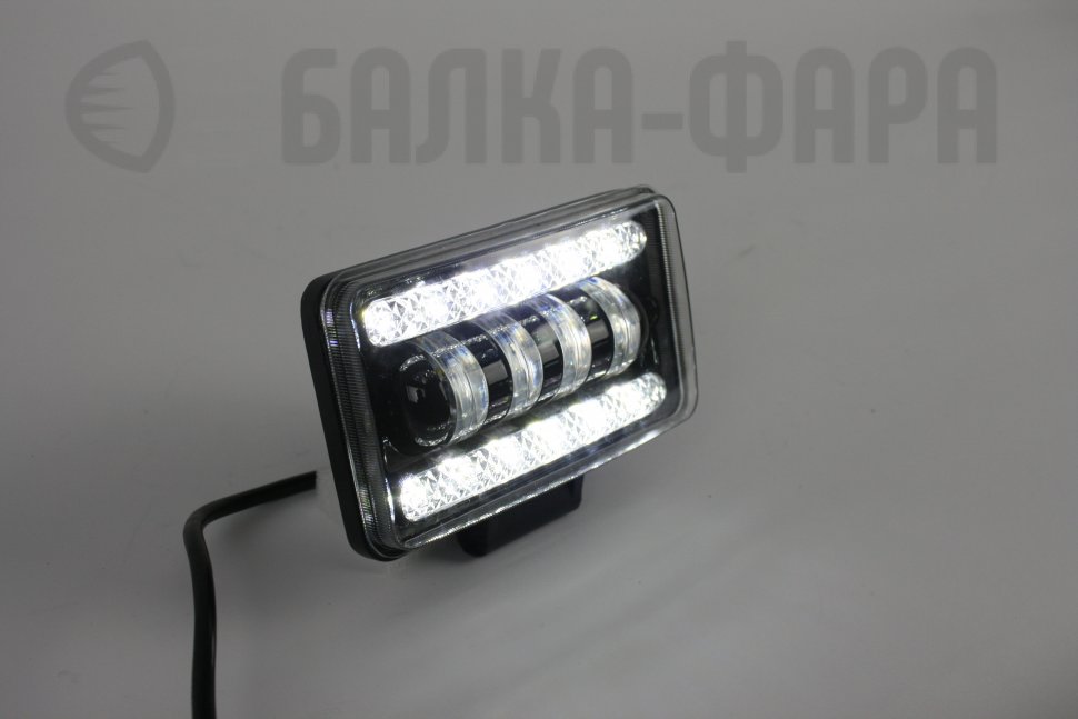 Фара светодиодная на 40 Ватт с ДХО для дорог