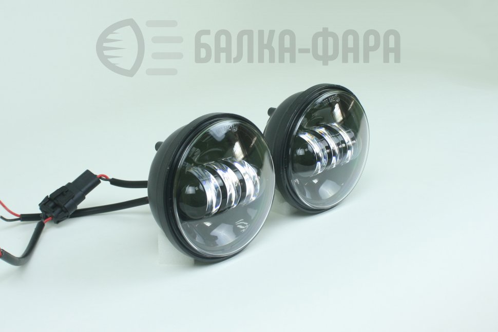 Светодиодные фары в ПТФ, 4,5 дюйма, серия F4218, черные